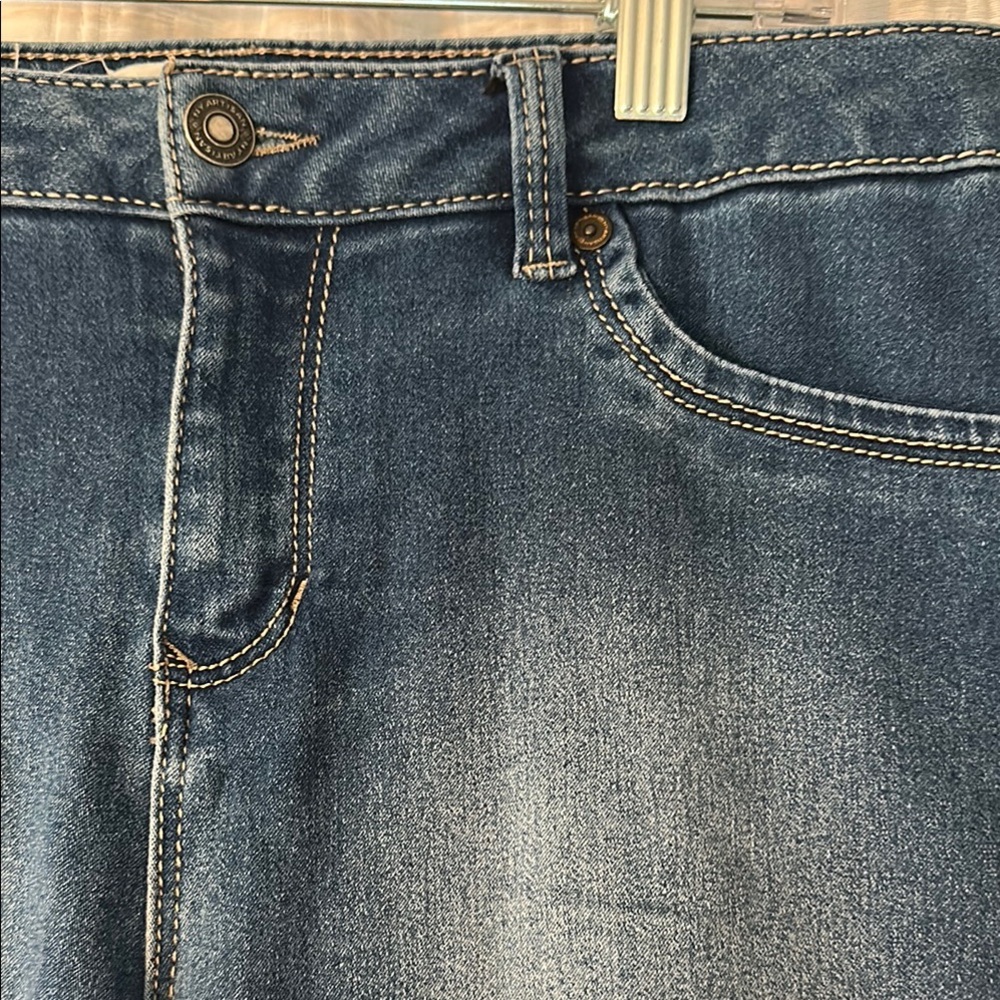 Artisan NY Jean Leggings - Picture 4 of 8